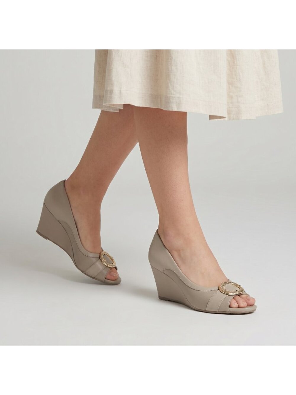 Piccadilly MaxiTherapy Open-Toe Wedge Pumps Beige/Taupe Shoes in size US 9 EU 40